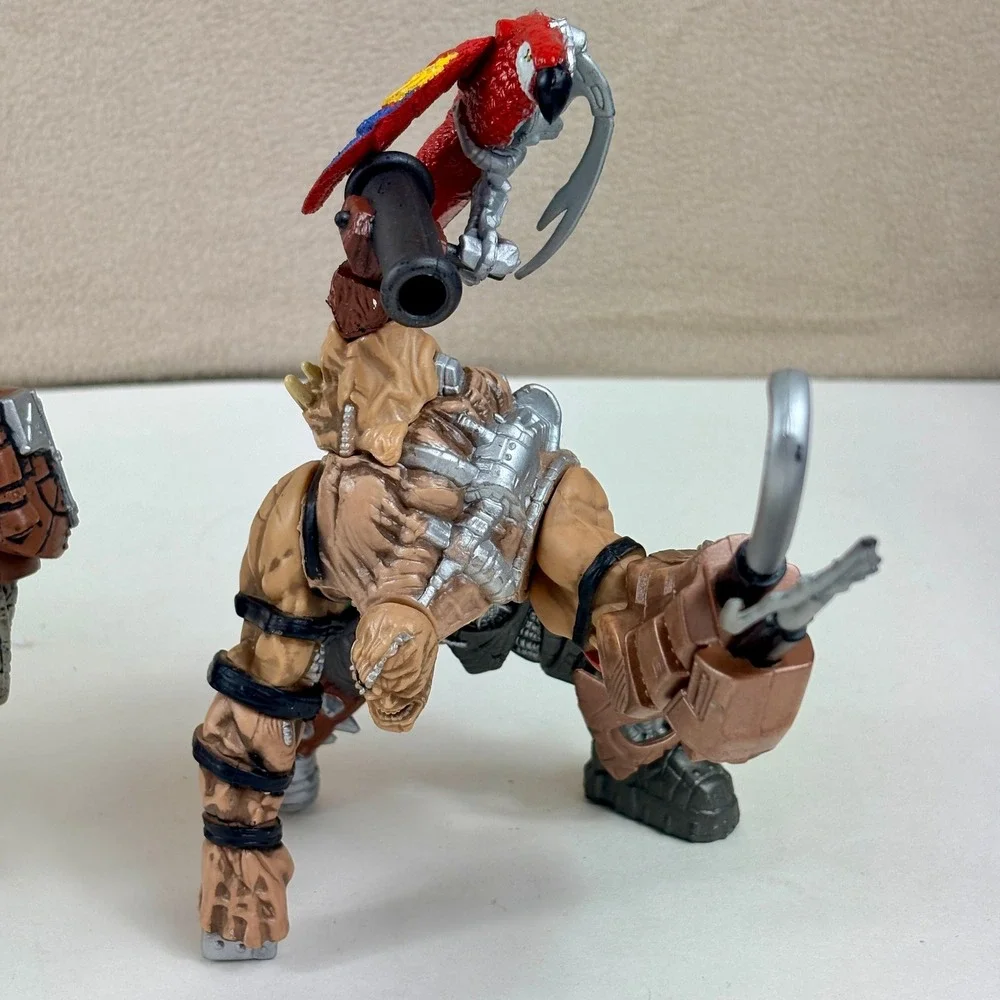 McFarlane Toys 1996 TOTAL CHAOS Series‎ 1 Figure Lot of 6 w Accessories